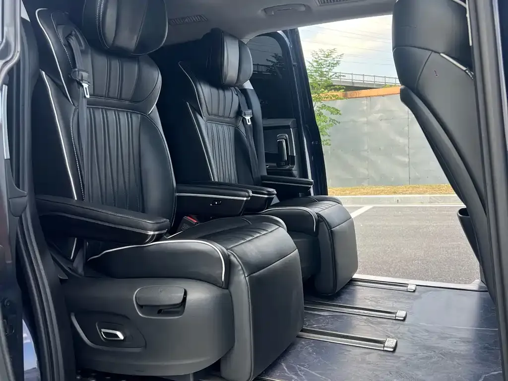 Roewe iMAX8 2021 из CN, фото 3
