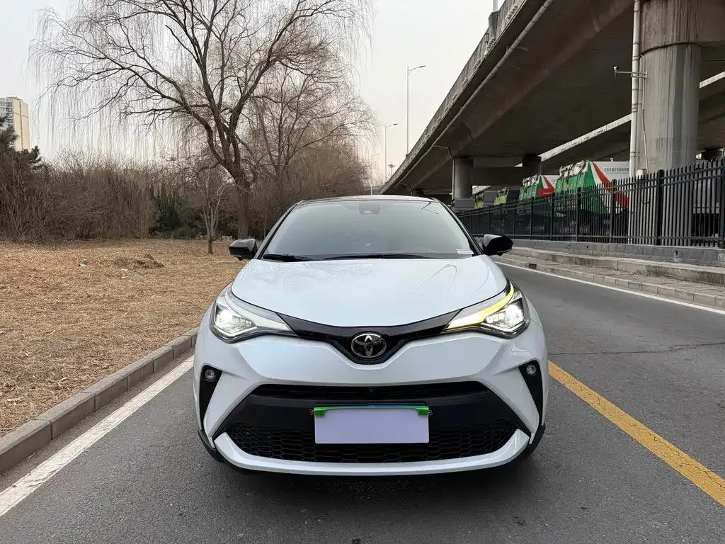 Toyota C-HR 2022 из CN, фото 9