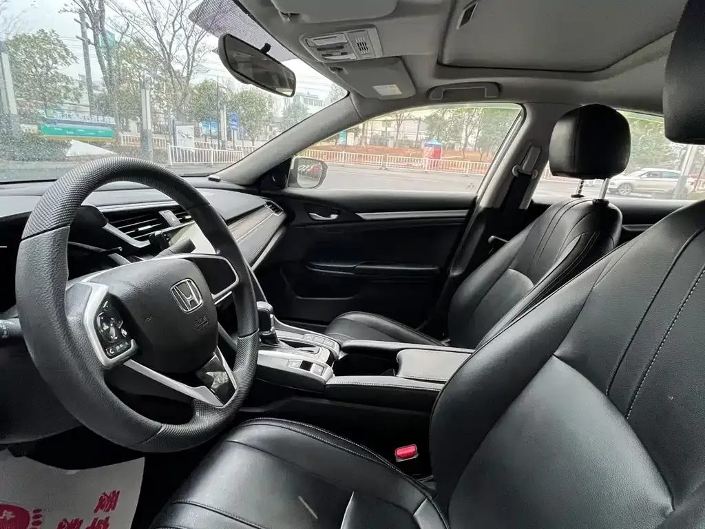Honda Civic 2021 из CN, фото 8