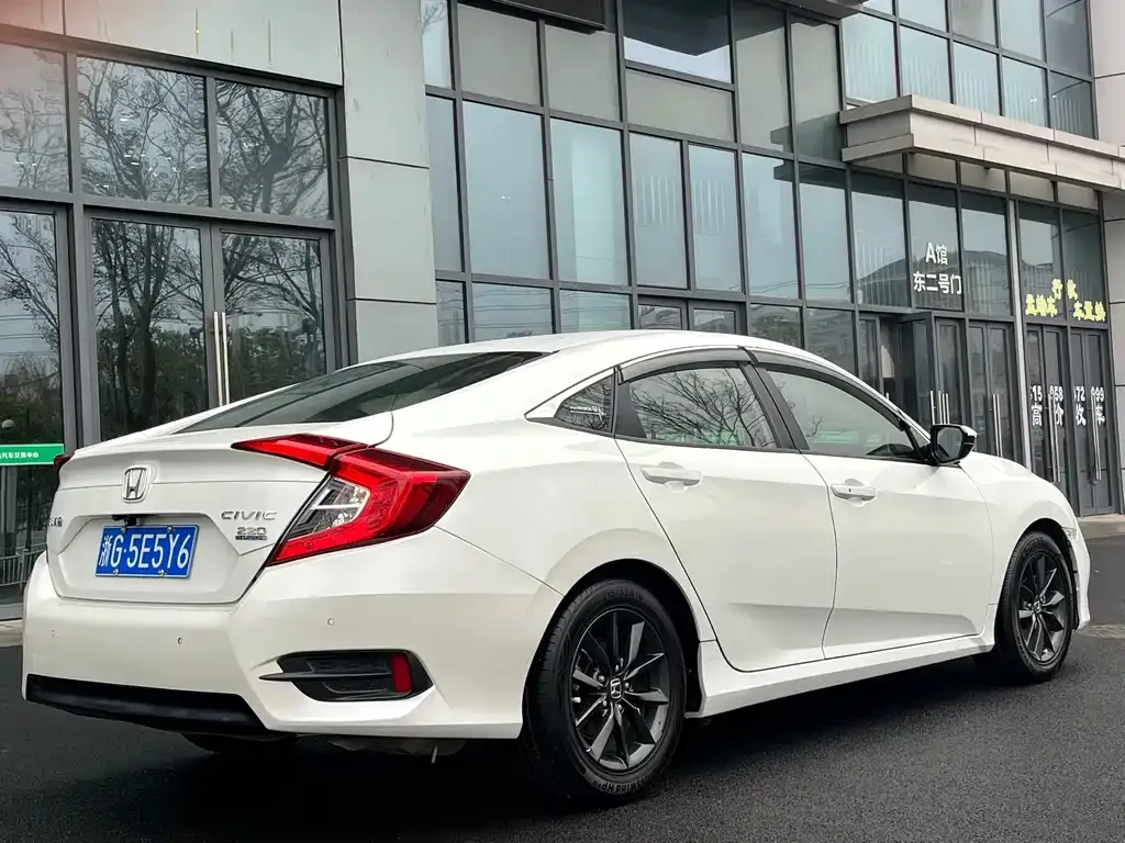 Honda Civic 2021 из CN, фото 10