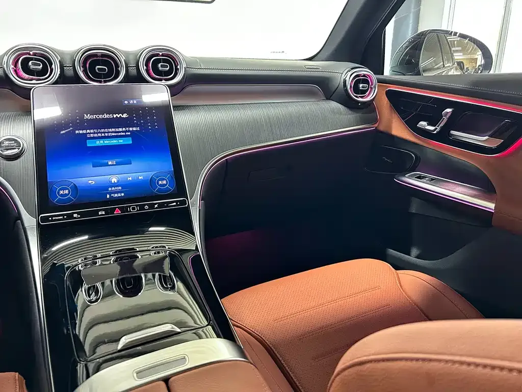 Mercedes-Benz GLC 2024 из CN, фото 4