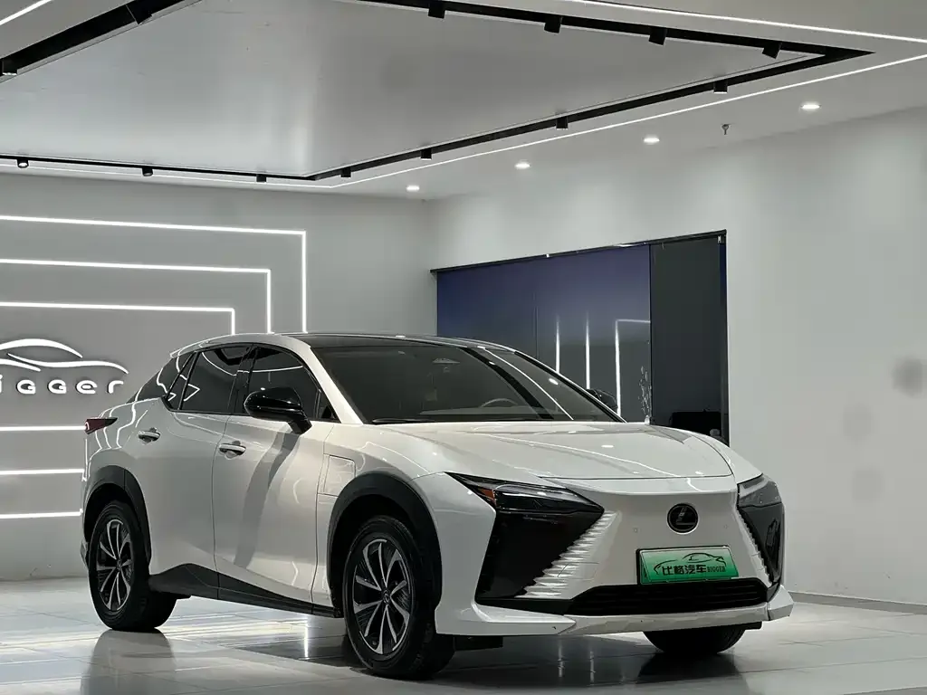 Lexus RZ 2023 из CN, фото 5