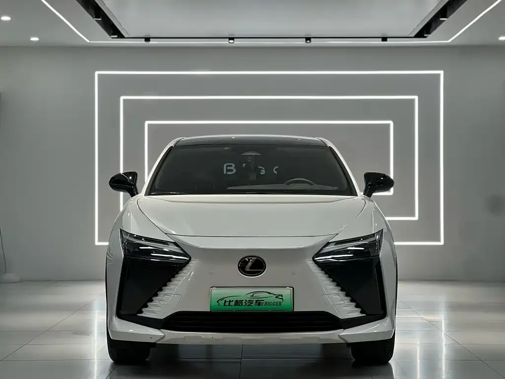 Lexus RZ 2023 из CN, фото 8