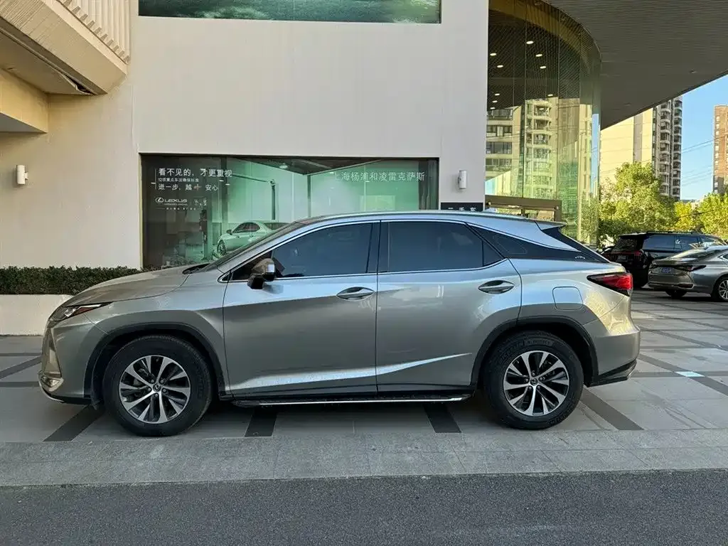 Lexus RX — фото 8