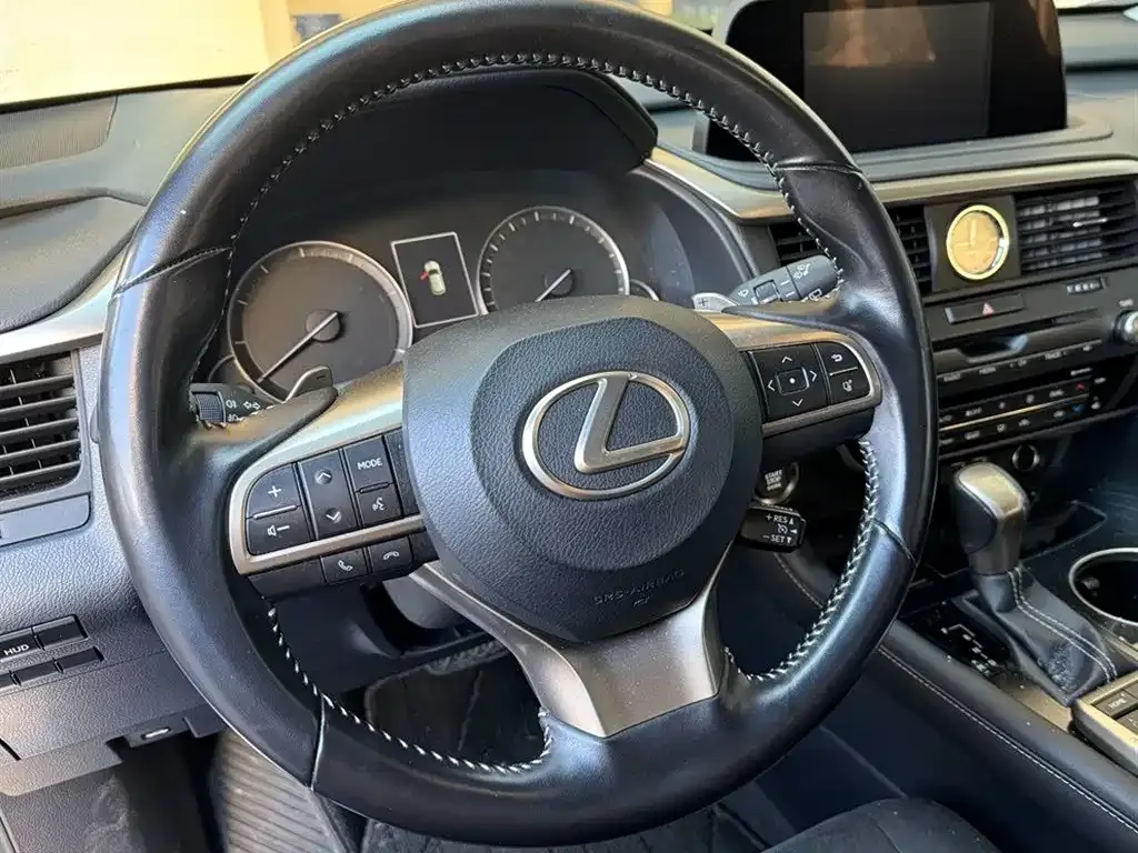 Lexus RX — фото 3