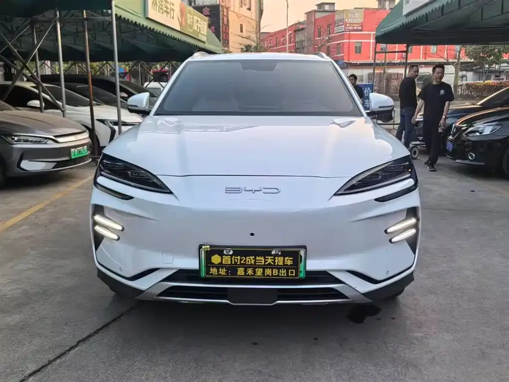 BYD PLUS New Energy — фото 9