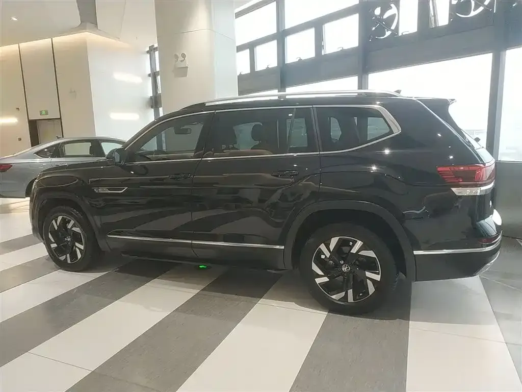Volkswagen Teramont 2022 из CN, фото 10