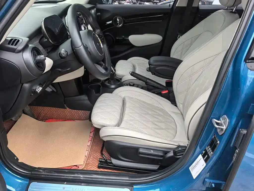 MINI Cooper (3-door) 2021 из CN, фото 6