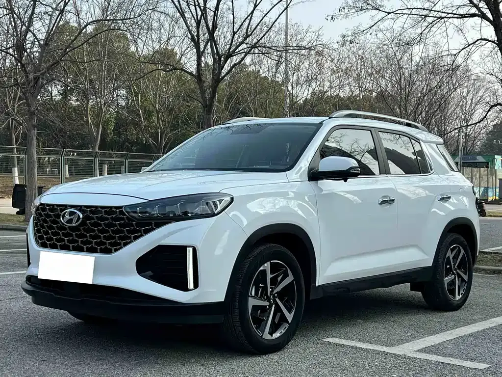 Hyundai ix35 — фото 1