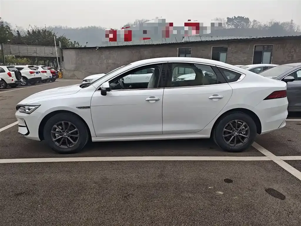 BYD Qin PLUS 2026 из CN, фото 9