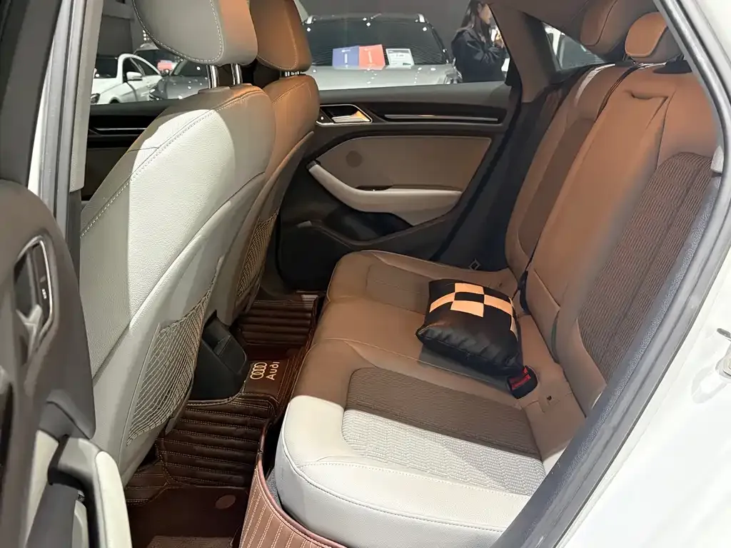 Audi A3 2021 из CN, фото 2