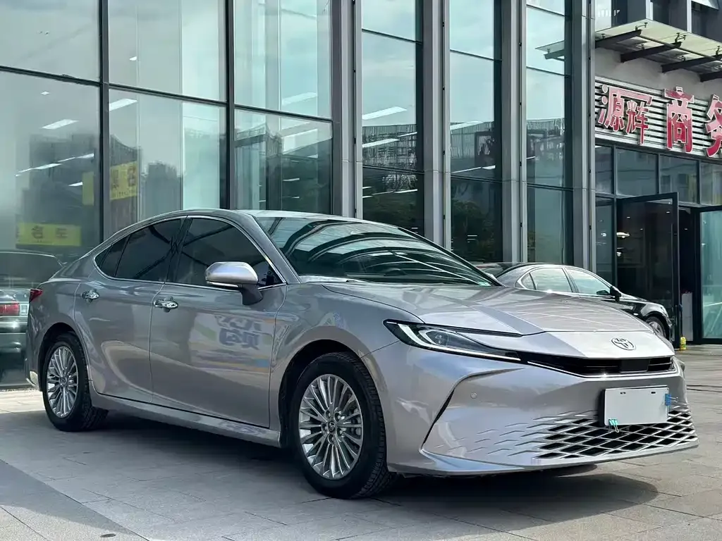 Toyota Camry 2025 из CN, фото 4