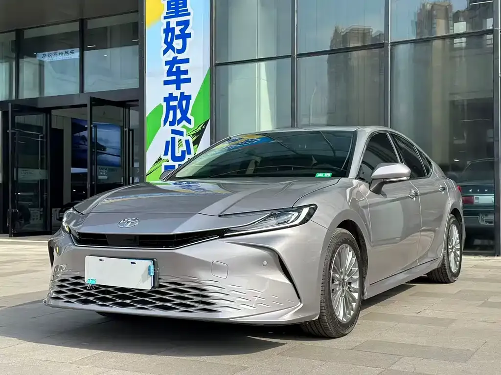 Toyota Camry 2025 из CN, фото 6