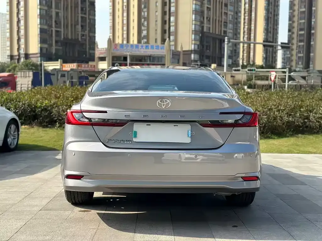 Toyota Camry 2025 из CN, фото 8