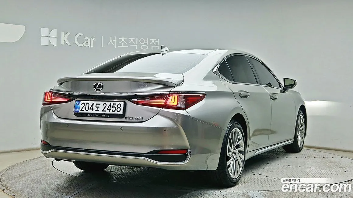 Lexus ES 2026 из KR, фото 2