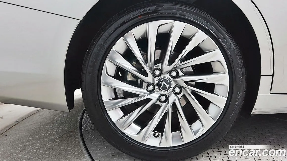 Lexus ES 2026 из KR, фото 7