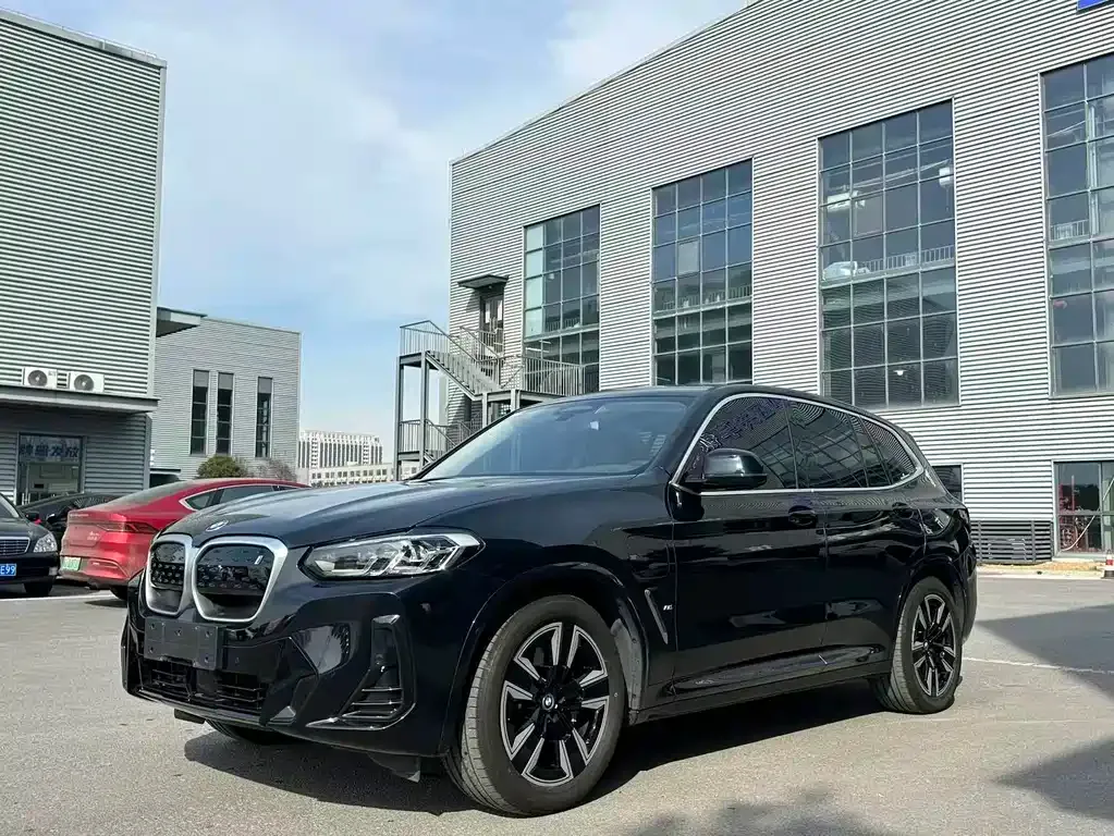 BMW iX3 2024 из CN, фото 1