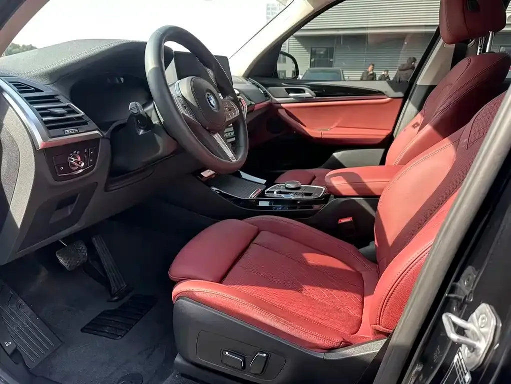 BMW iX3 2024 из CN, фото 6