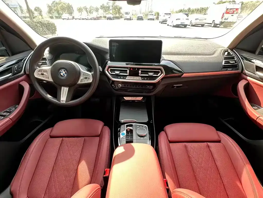 BMW iX3 2024 из CN, фото 3
