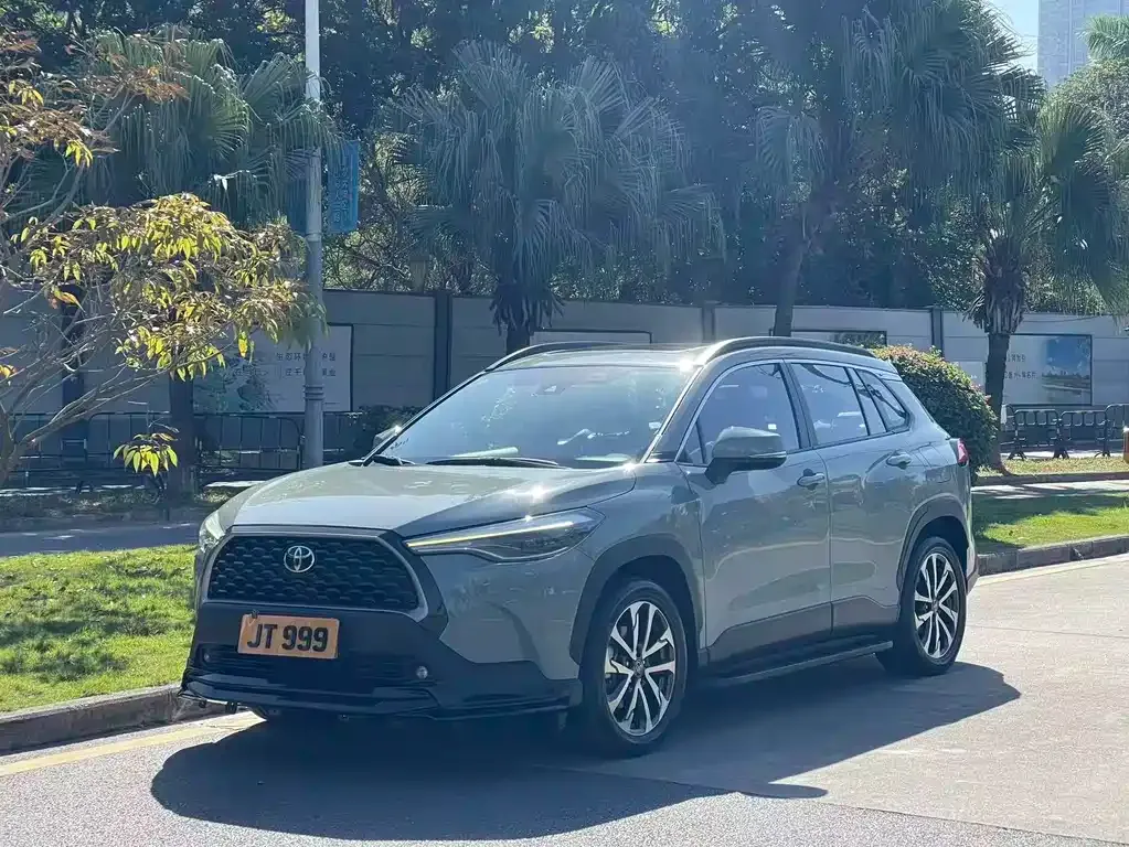 Toyota Corolla Cross 2022 из CN, фото 1