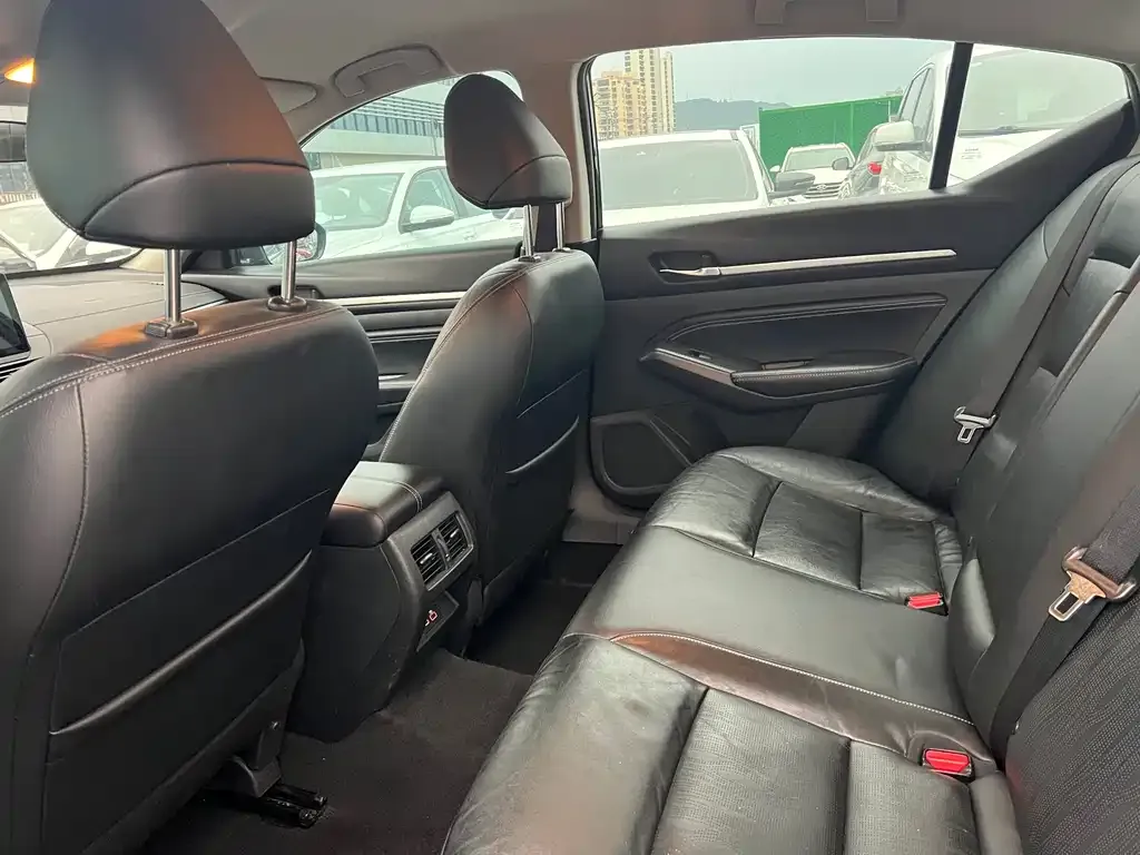 Nissan Teana 2022 из CN, фото 2