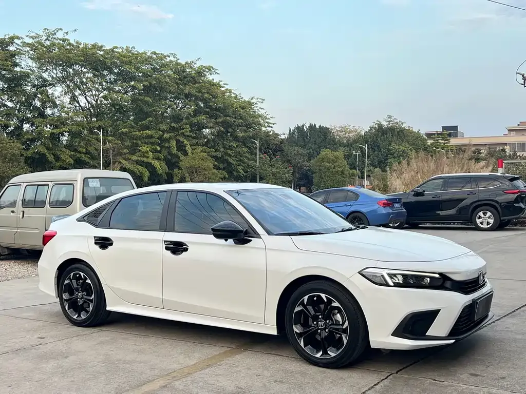 Honda Civic — фото 9