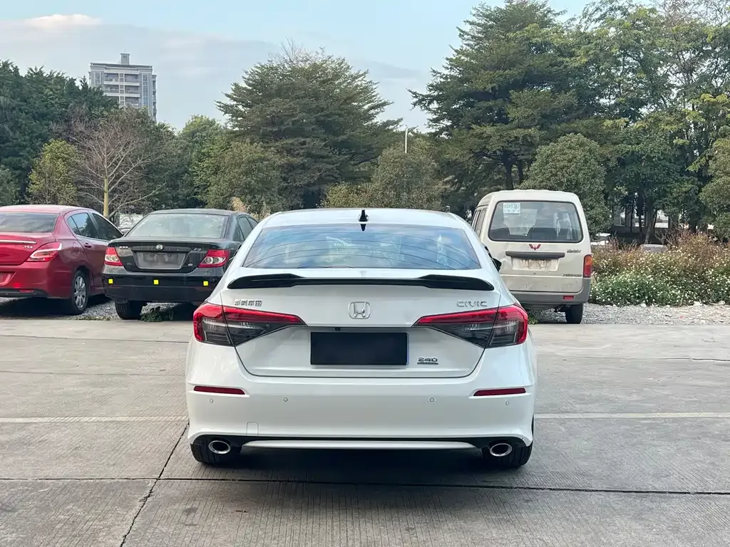 Honda Civic — фото 4