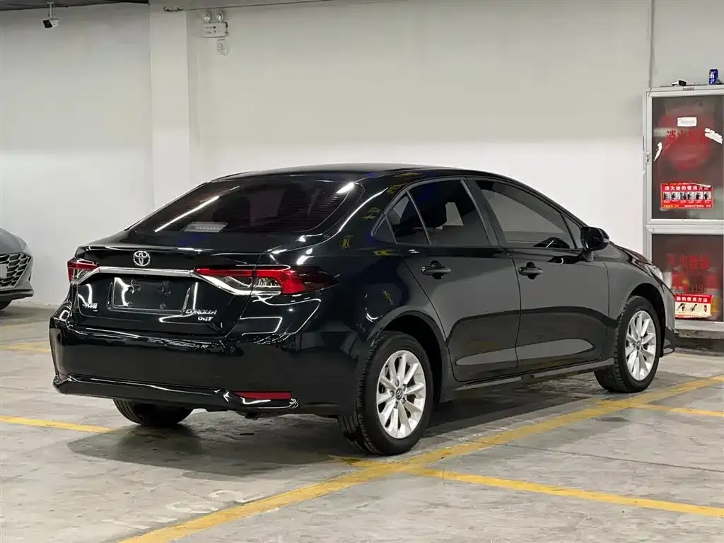 Toyota Corolla 2021 из CN, фото 7
