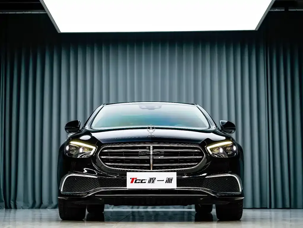 Mercedes-Benz E-Class 2022 из CN, фото 2