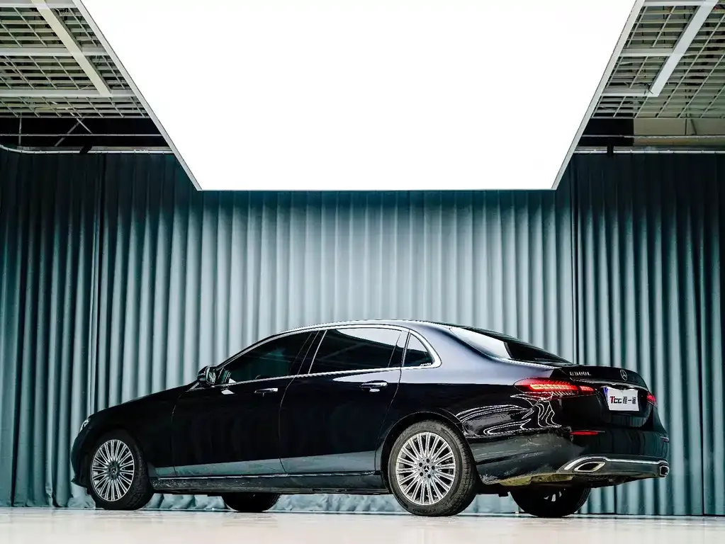 Mercedes-Benz E-Class 2022 из CN, фото 4