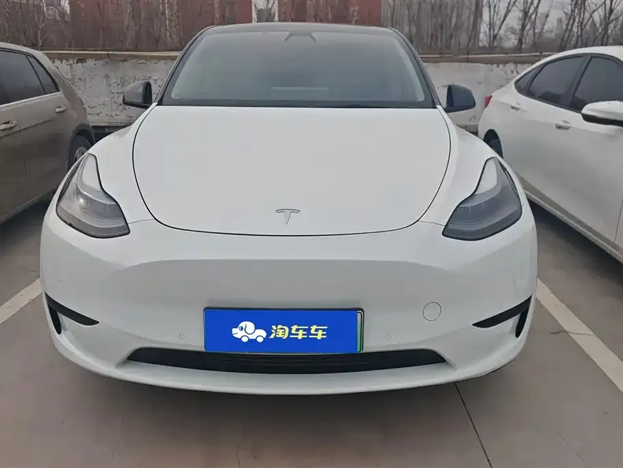 Tesla Model Y 2023 из CN, фото 2