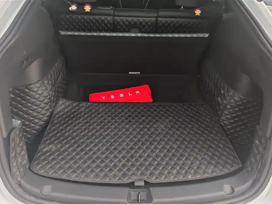 Tesla Model Y 2023 из CN, фото 4