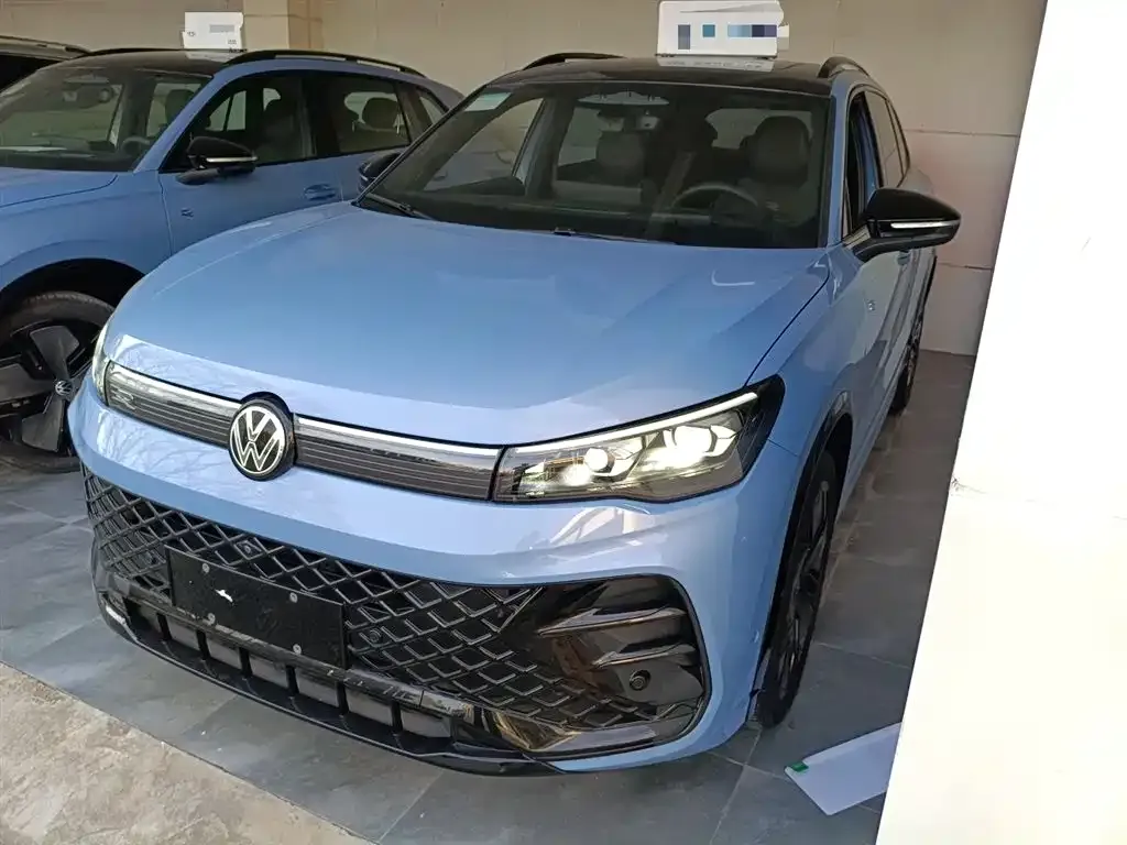 Volkswagen Tiguan L 2024 из CN, фото 1