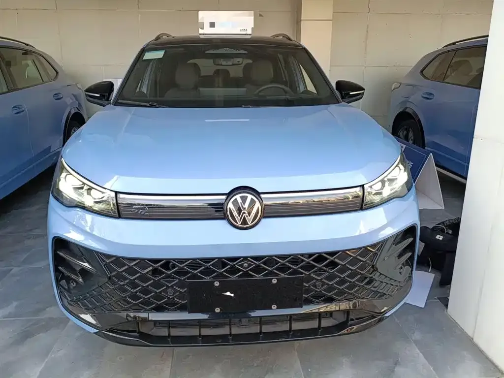 Volkswagen Tiguan L 2024 из CN, фото 9
