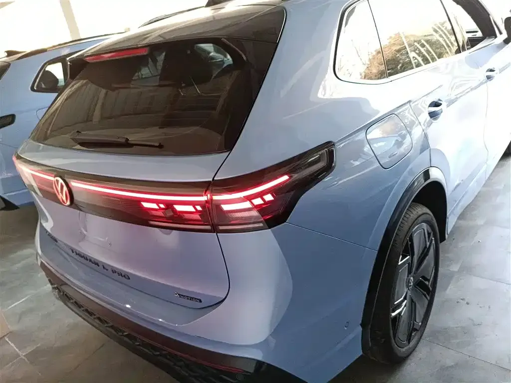 Volkswagen Tiguan L 2024 из CN, фото 10