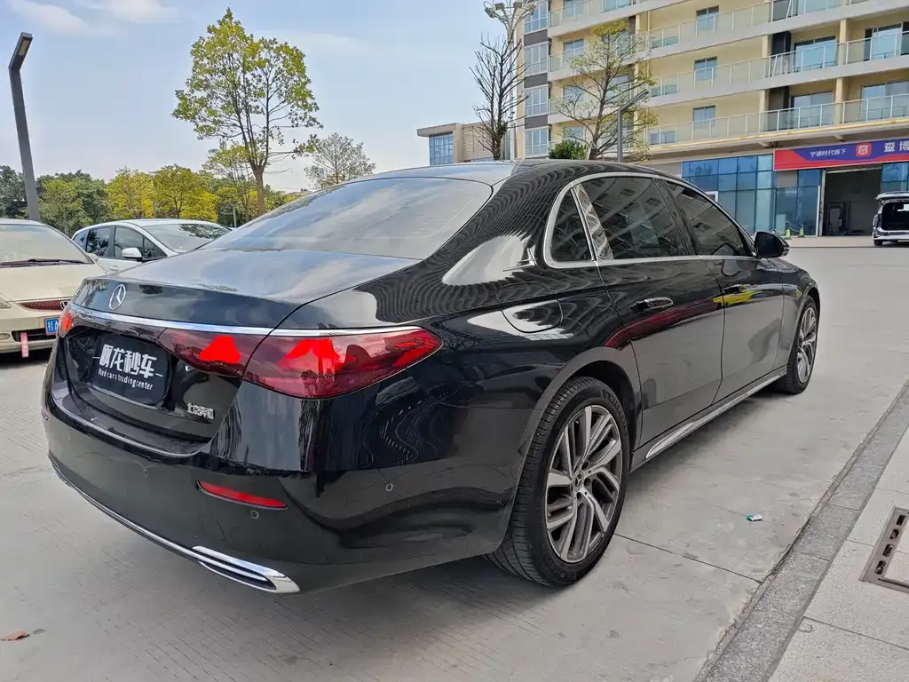 Mercedes-Benz E-Class 2024 из CN, фото 3