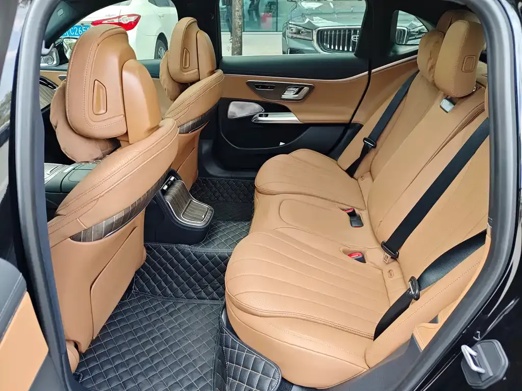 Mercedes-Benz E-Class 2024 из CN, фото 8