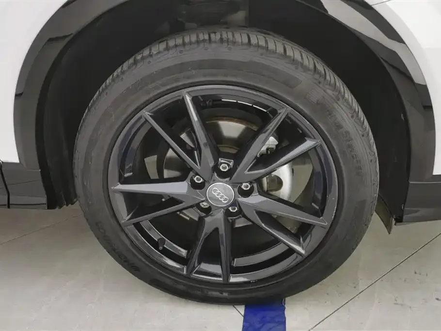 Audi Q2L 2021 из CN, фото 6