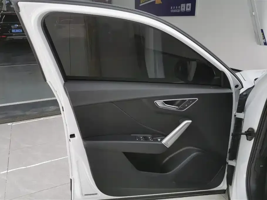 Audi Q2L 2021 из CN, фото 7