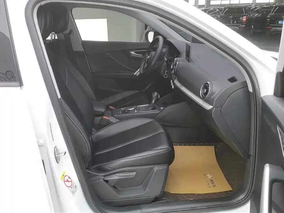 Audi Q2L 2021 из CN, фото 10