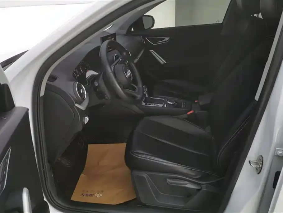 Audi Q2L 2021 из CN, фото 2