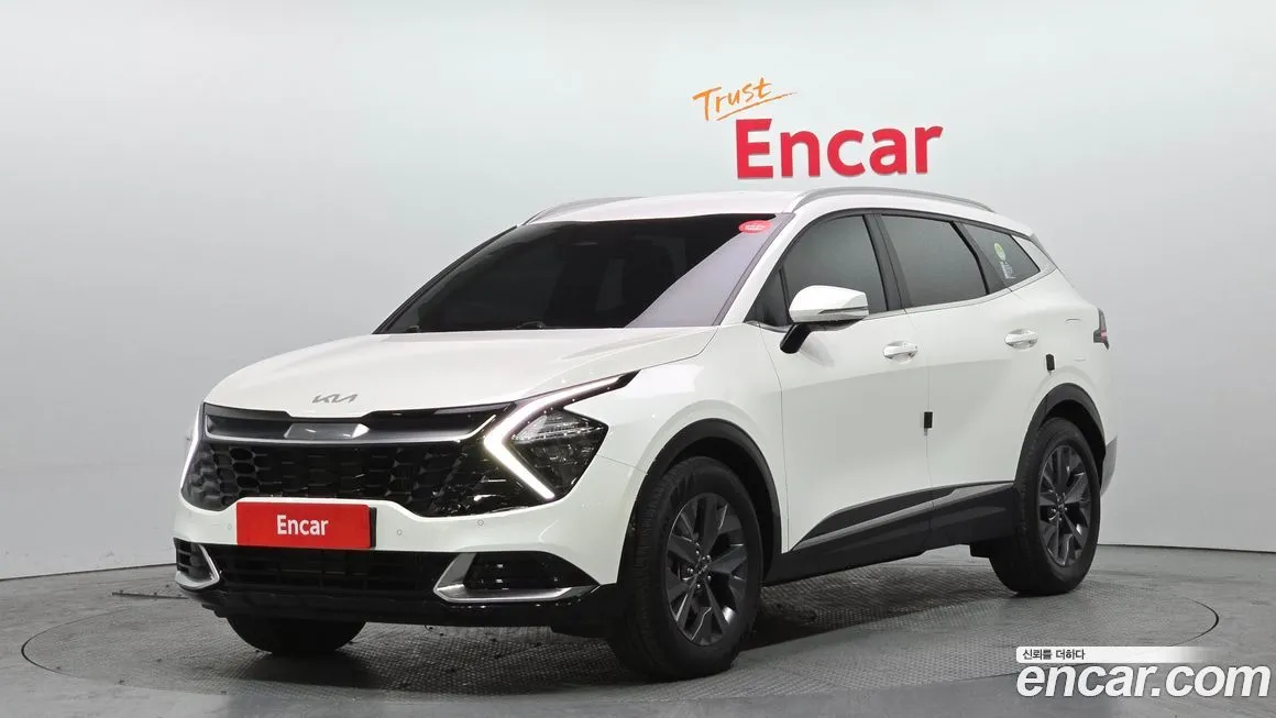 Kia Sportage — фото 1
