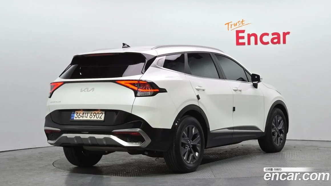 Kia Sportage — фото 8