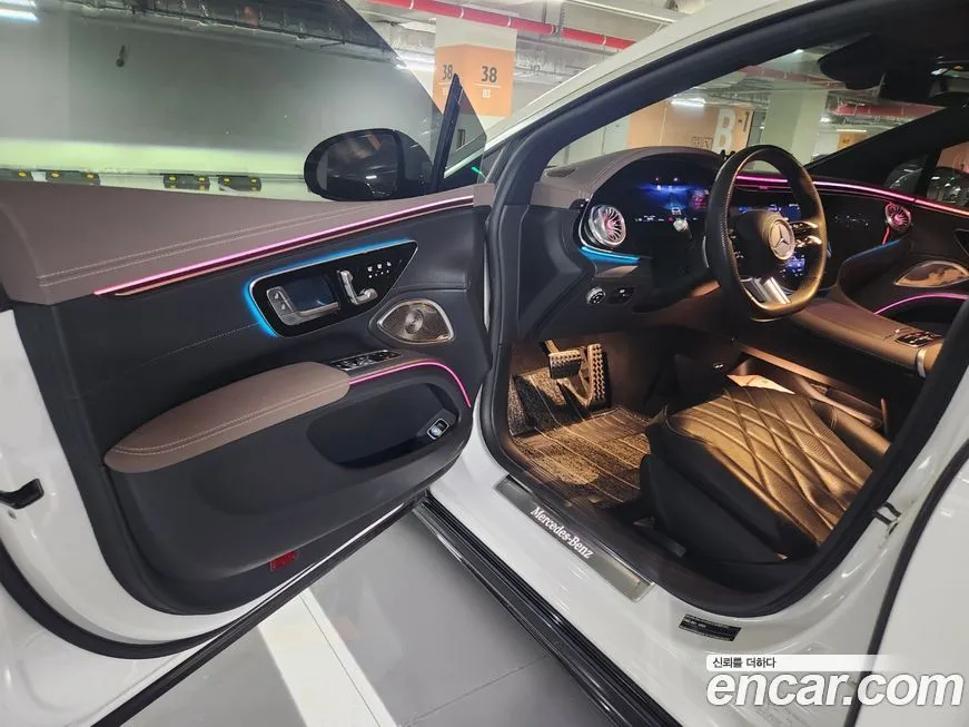 Mercedes-Benz EQS 2023 из KR, фото 3