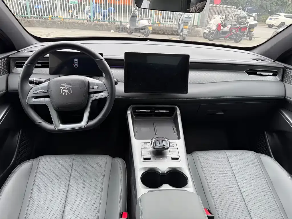 BYD Qin PLUS 2025 из CN, фото 7