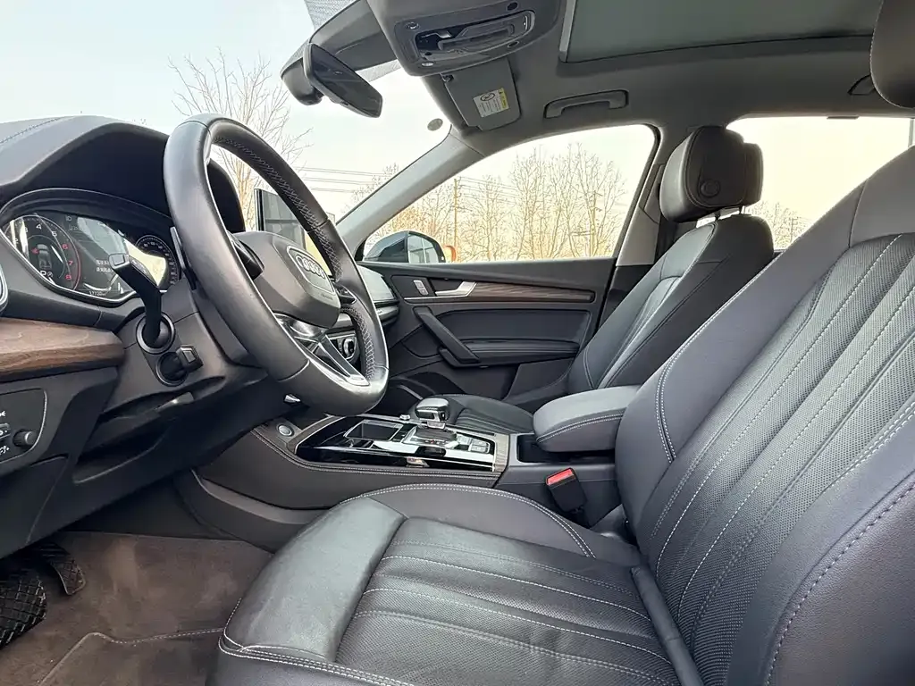 Audi Q5L 2024 из CN, фото 6