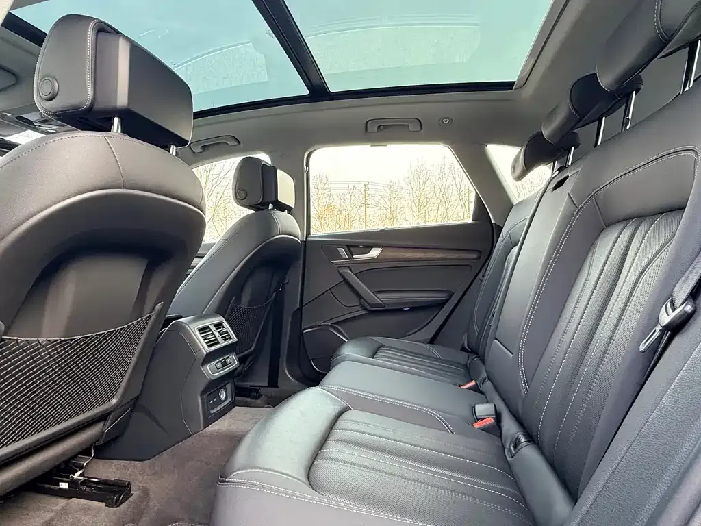 Audi Q5L 2024 из CN, фото 10