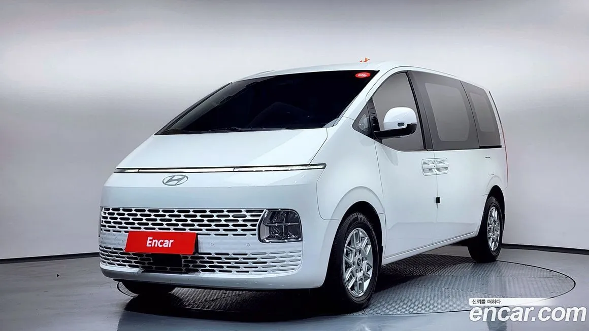 Hyundai Staria 2025 из KR, фото 1