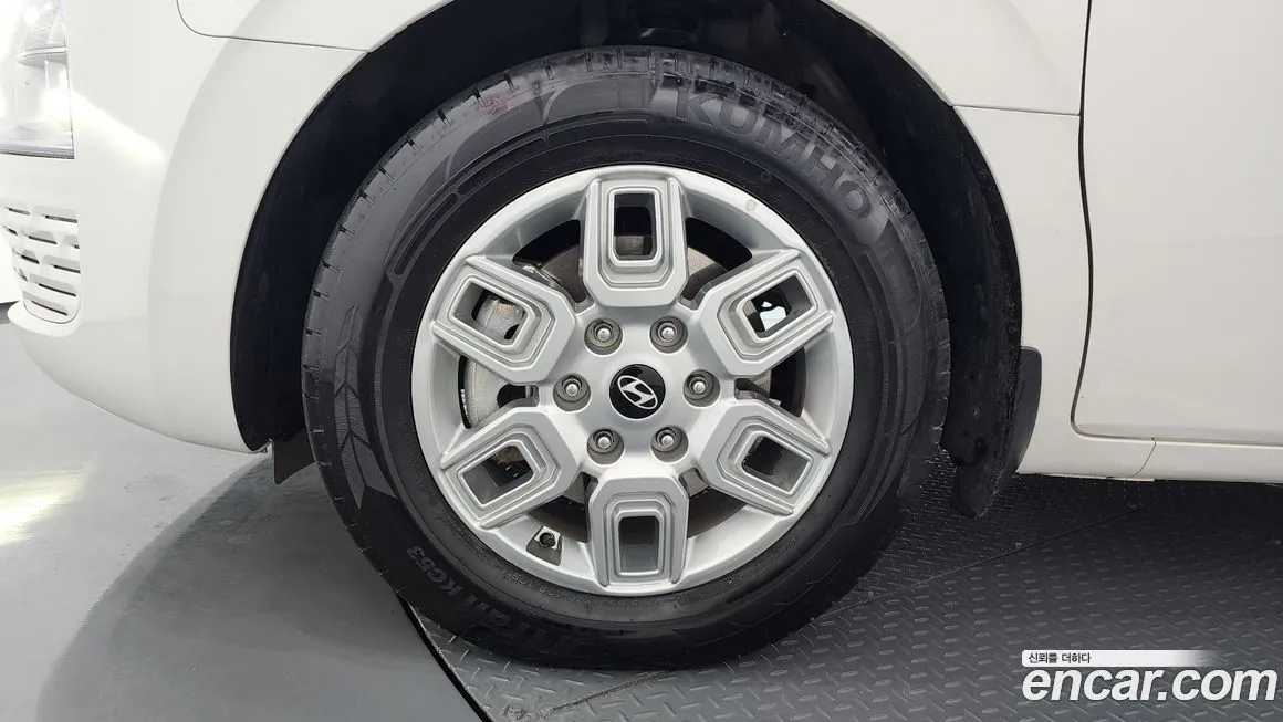 Hyundai Staria 2025 из KR, фото 5