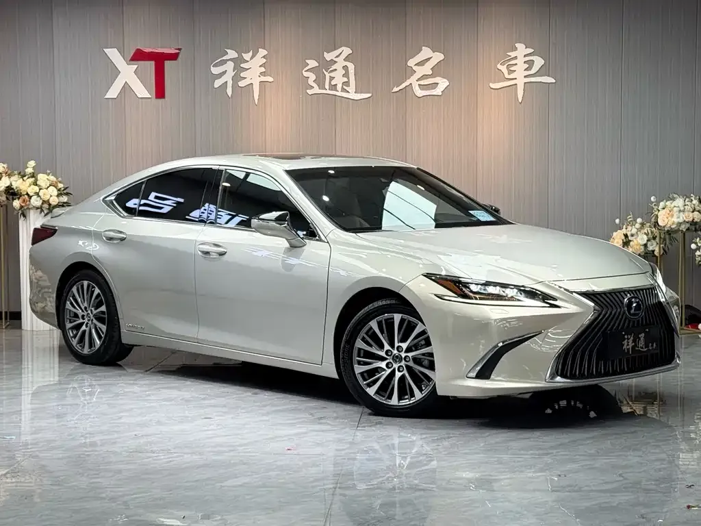 Lexus ES — фото 3